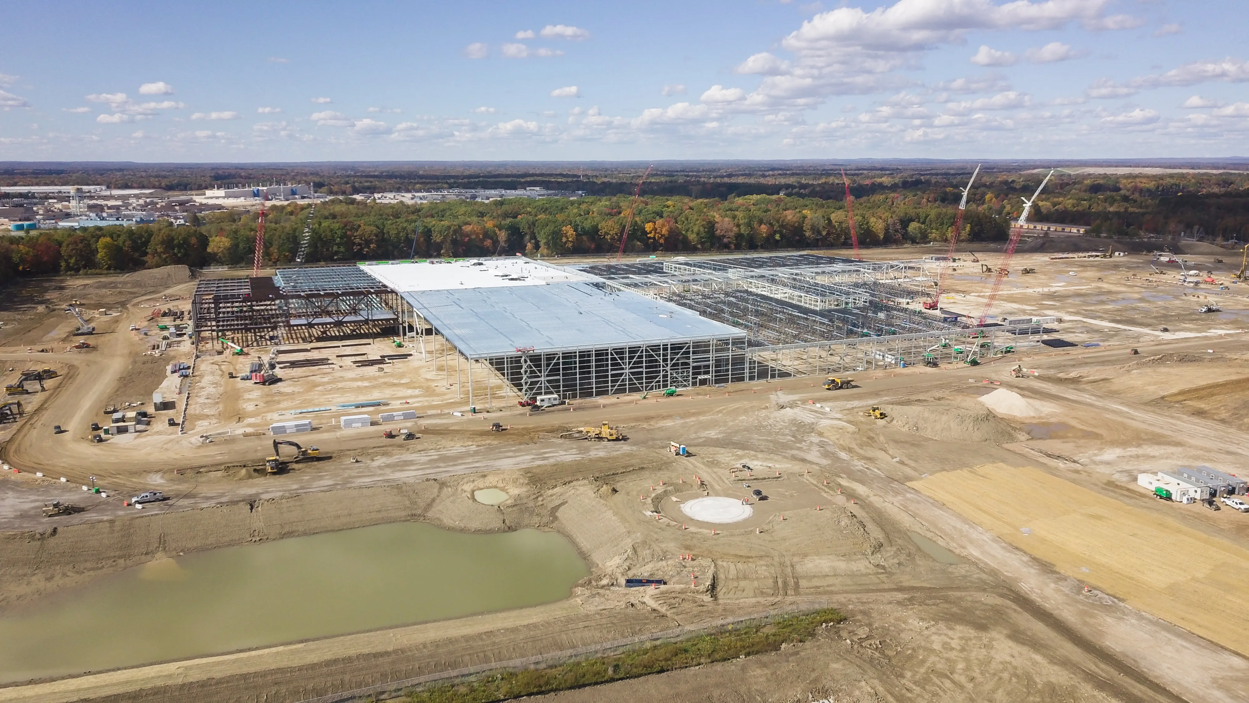 bird's eye view of GM's Ultium battery factory under construction in Ohio