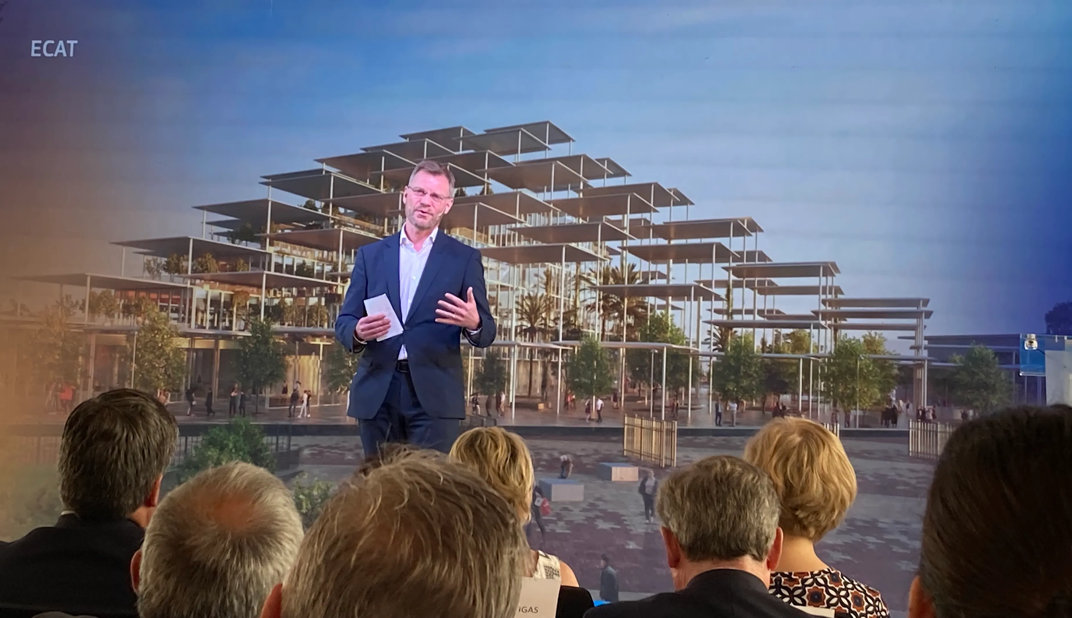 ECAT new building with JRC director, Stephen Quest