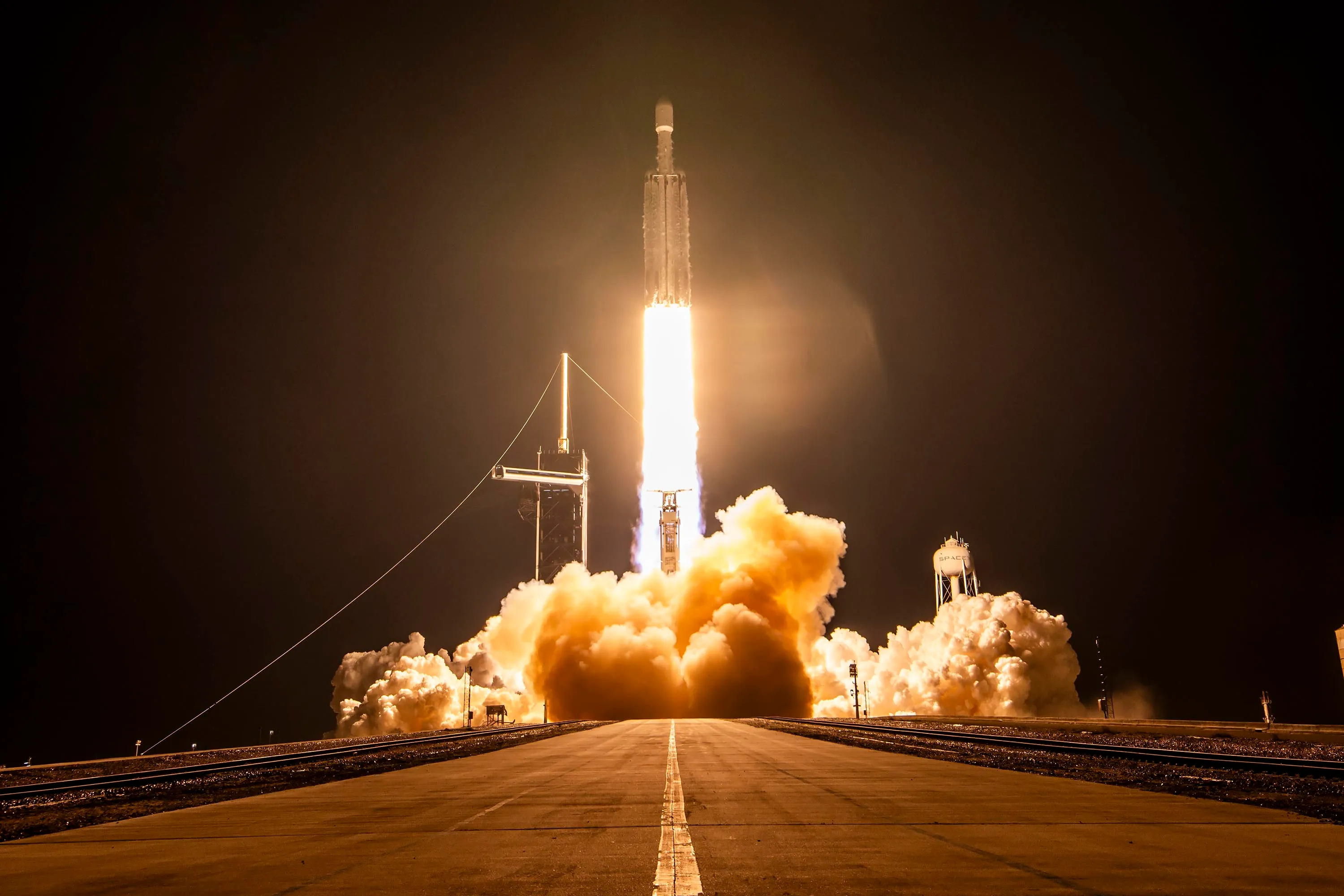 USSF-52 X-37B spaceplane at liftoff
