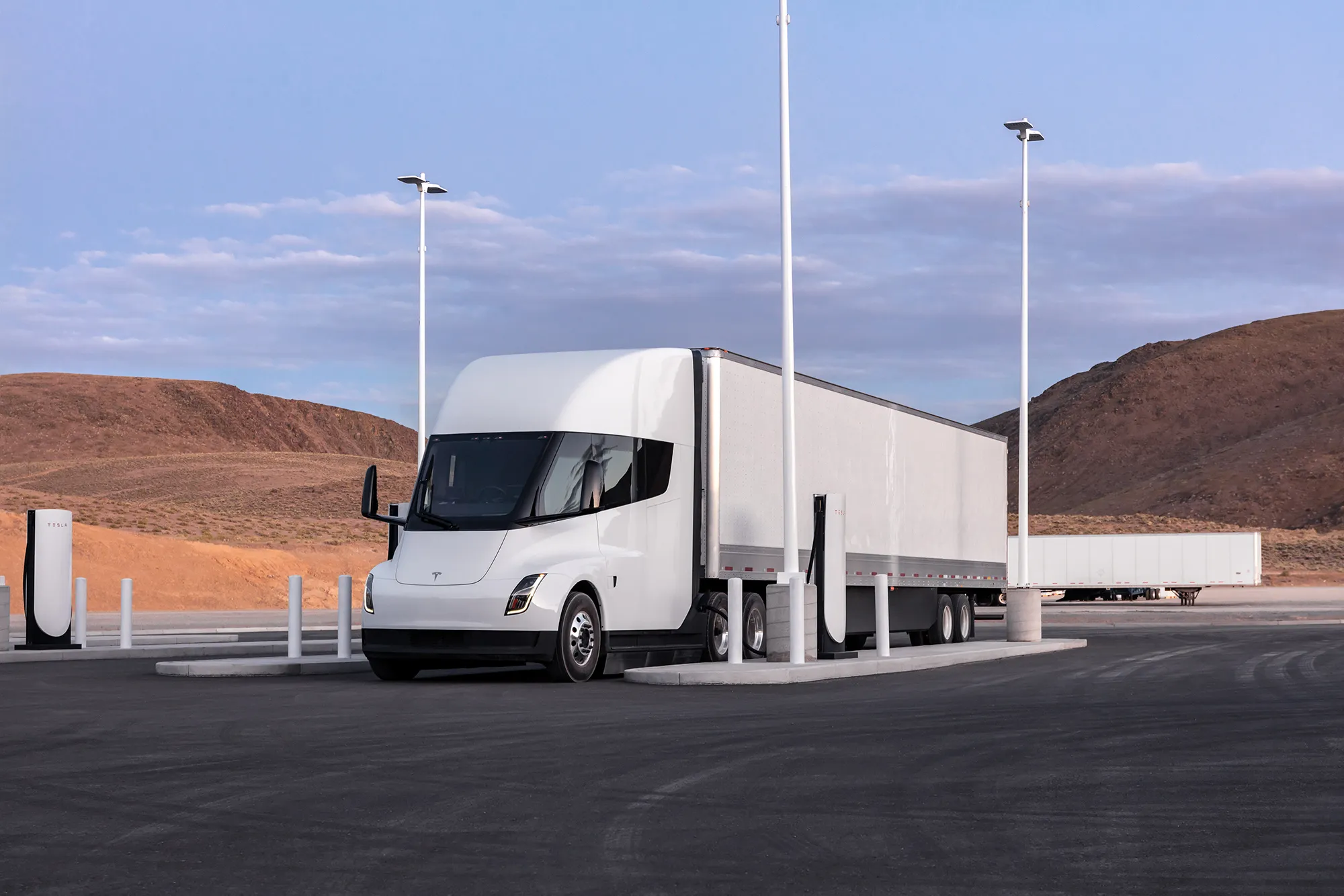 Tesla semi charging at a fast charger